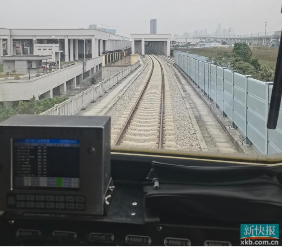 广佛南环城际特殊结构桥梁静载试验及有砟轨道轧道圆满完成
